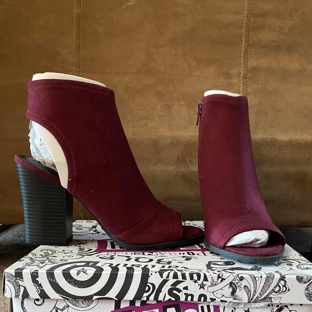 Maroon Open Toe and Open Heel shoe